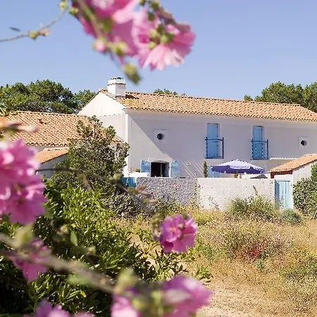 Res. Eg Les Maisons Du *